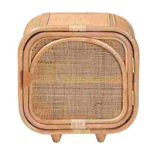 Close-up of rattan weave on front