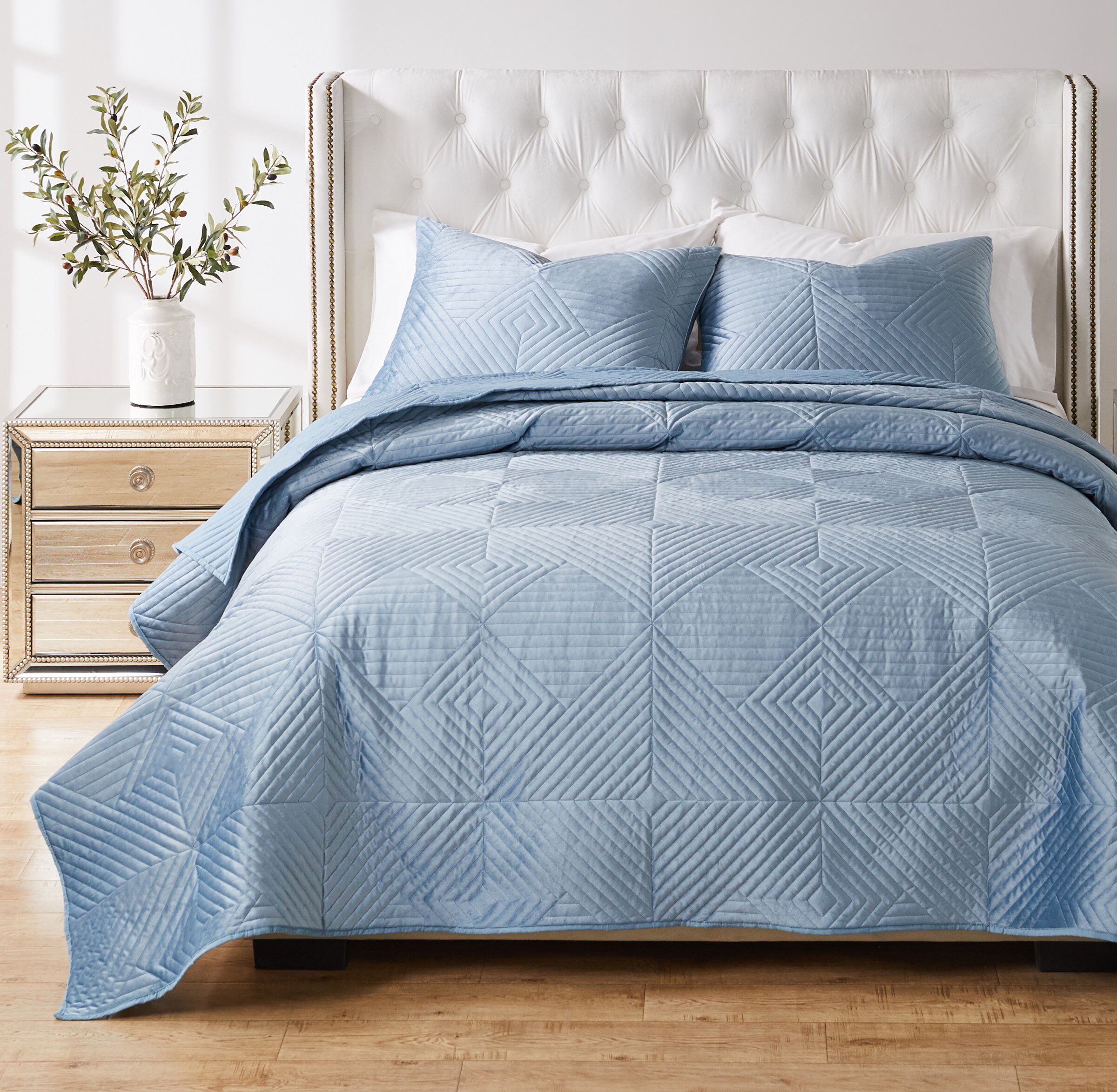 Riviera Velvet Finely Stitched Modern Quilt Set, Red, 3-Piece King, SPA BLUE, alternate image number 3