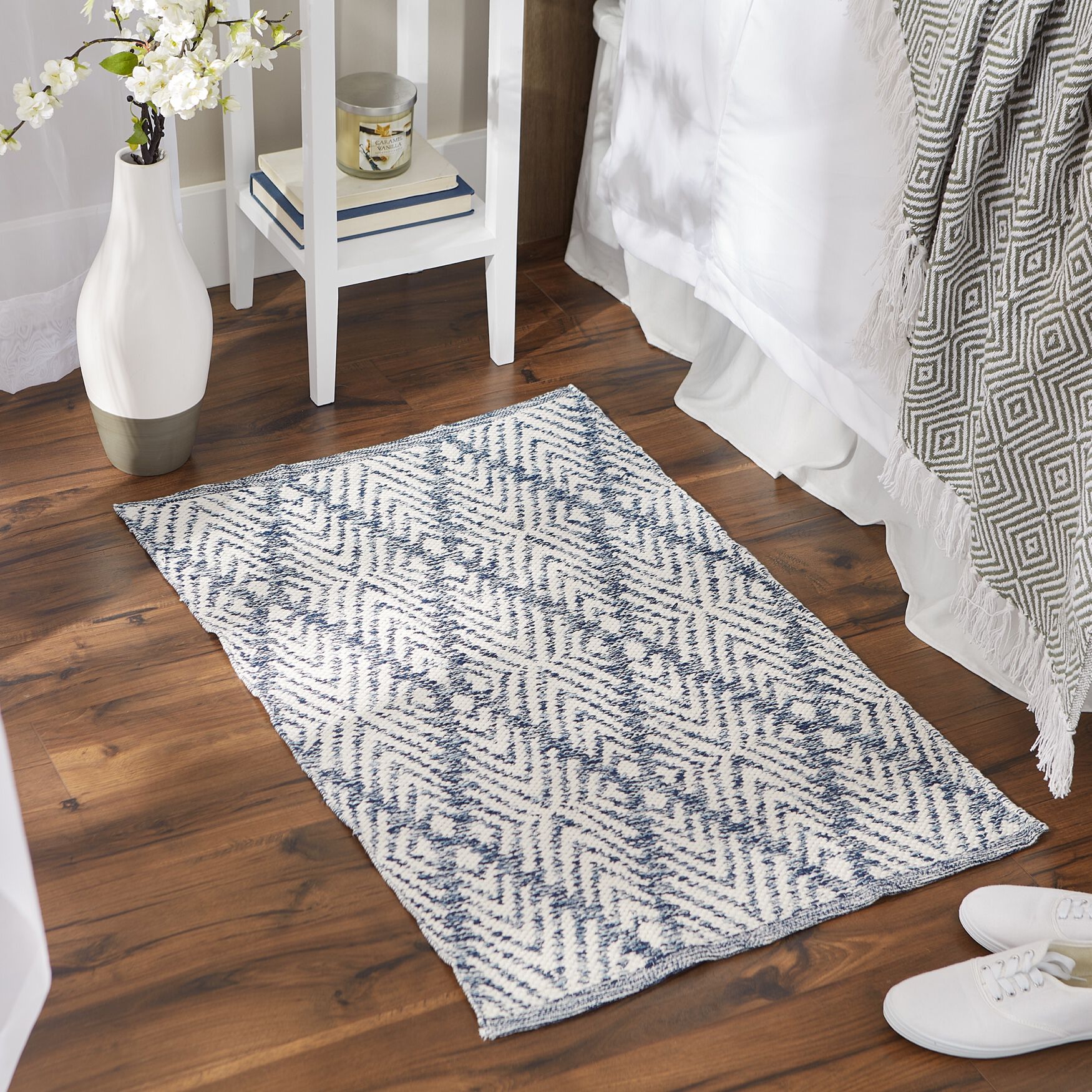 Blue Diamond Handwoven Rug 2X3 Ft Bath, , alternate image number 4