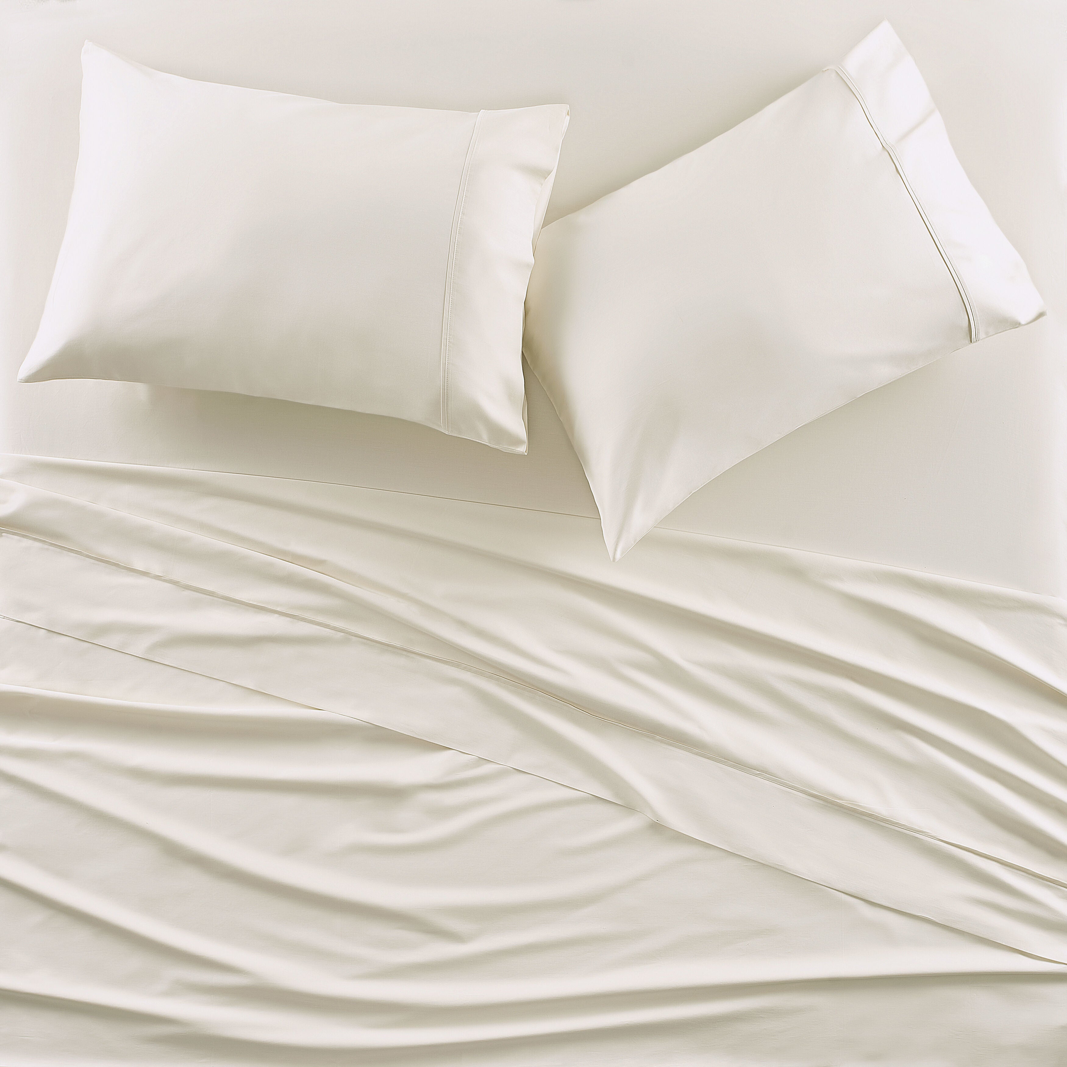 PREMIER SATEEN PILLOW CASE PAIR, PARCHMENT, alternate image number 1