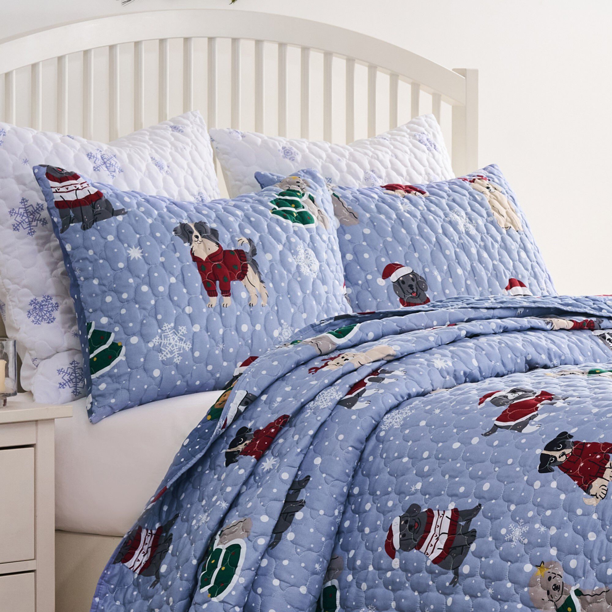 Winter Whiskers Festive Holiday Pets Finely Stitched Quilt Set, BLUE, alternate image number 4