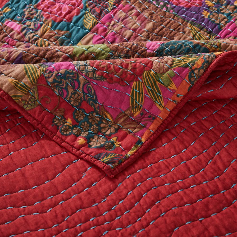 Jewel Floral 100% Cotton Kantha Quilt Set, RED, alternate image number 3