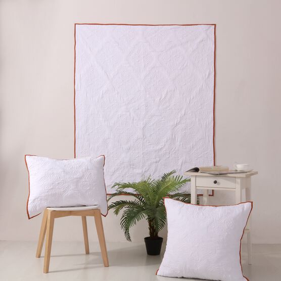 Cameo Quilted Throw Blanket, , alternate image number null
