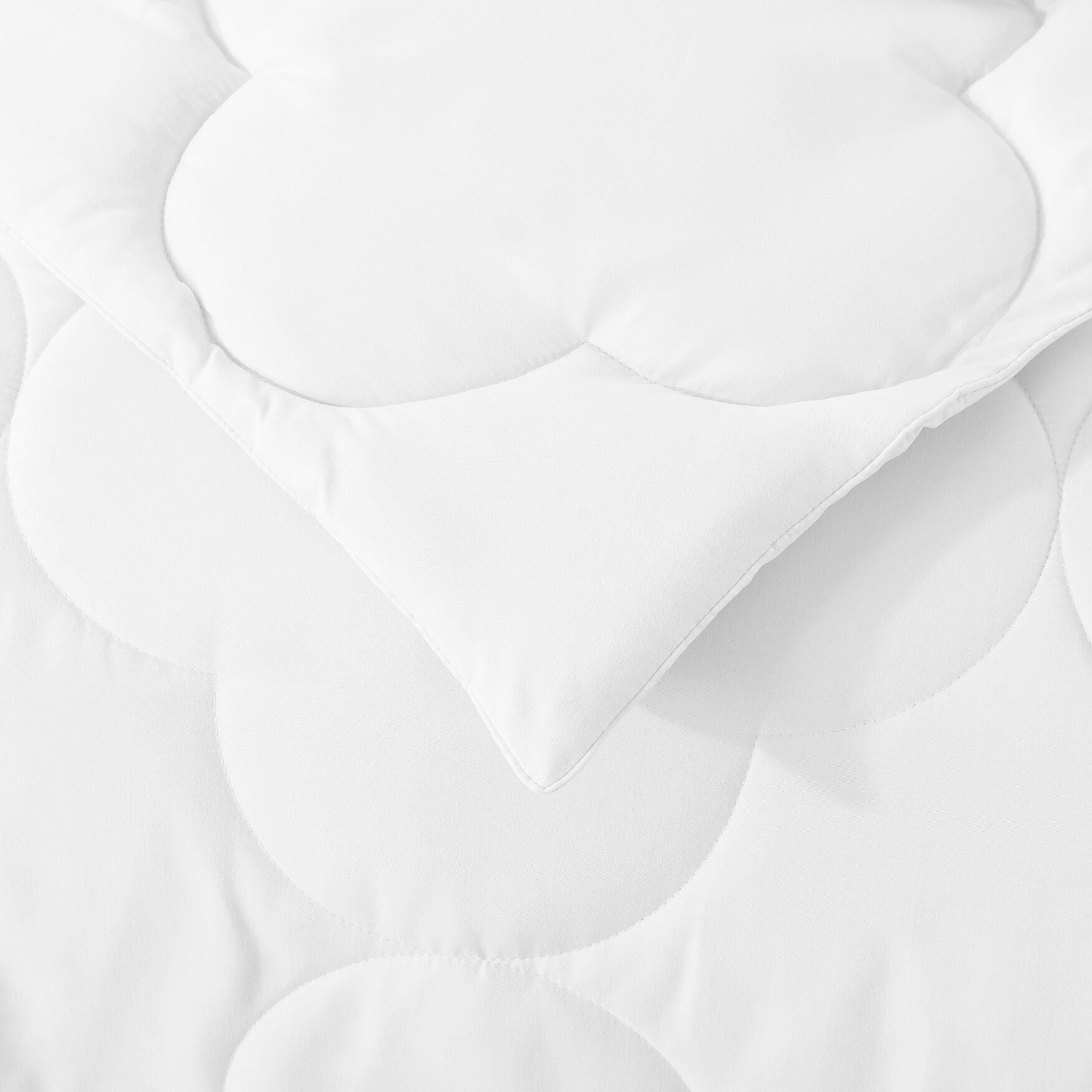 Pendant Down Alternative Comforter, , alternate image number 4