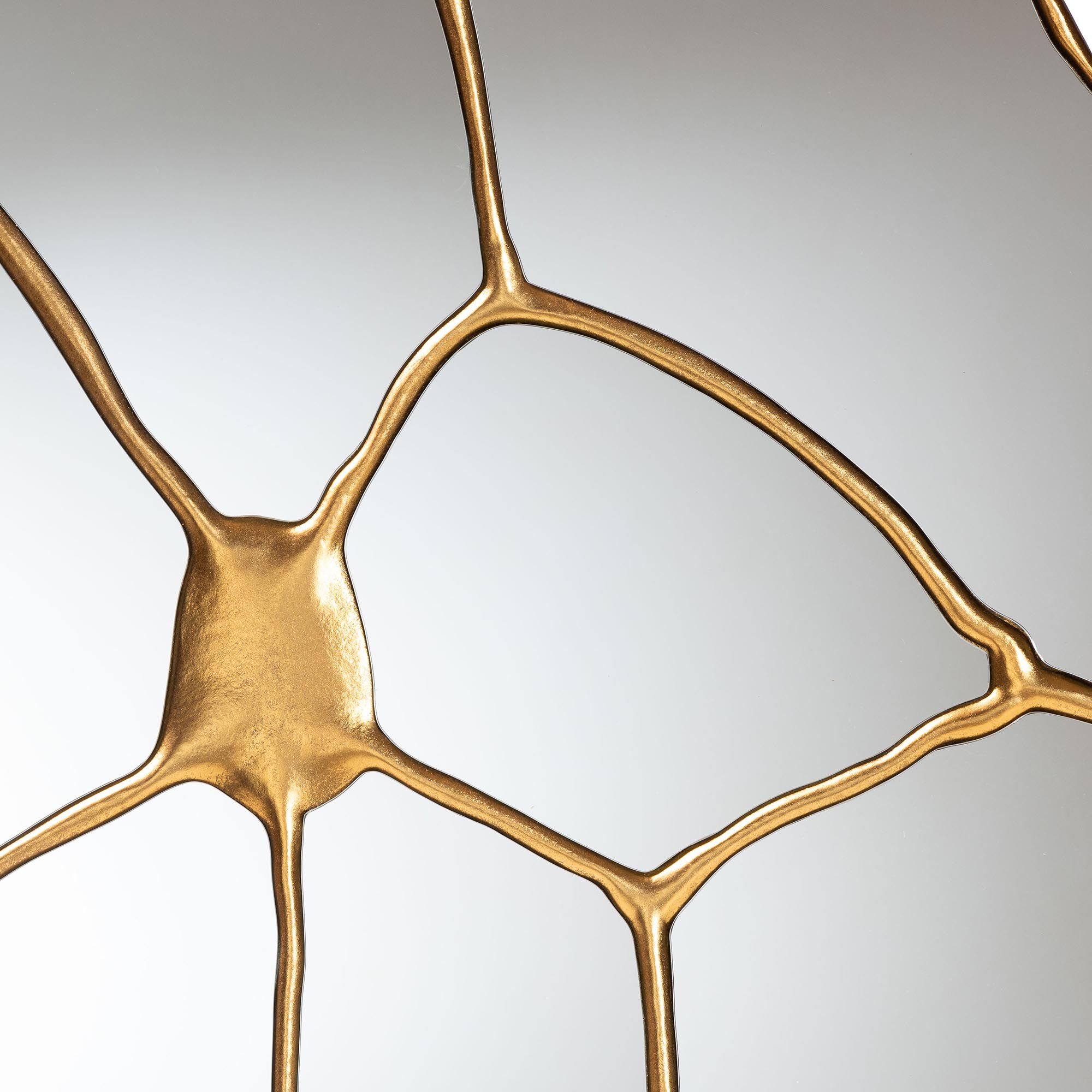 Novia Antique Goldleaf Flower Accent Wall Mirror, GOLDEN, alternate image number 2