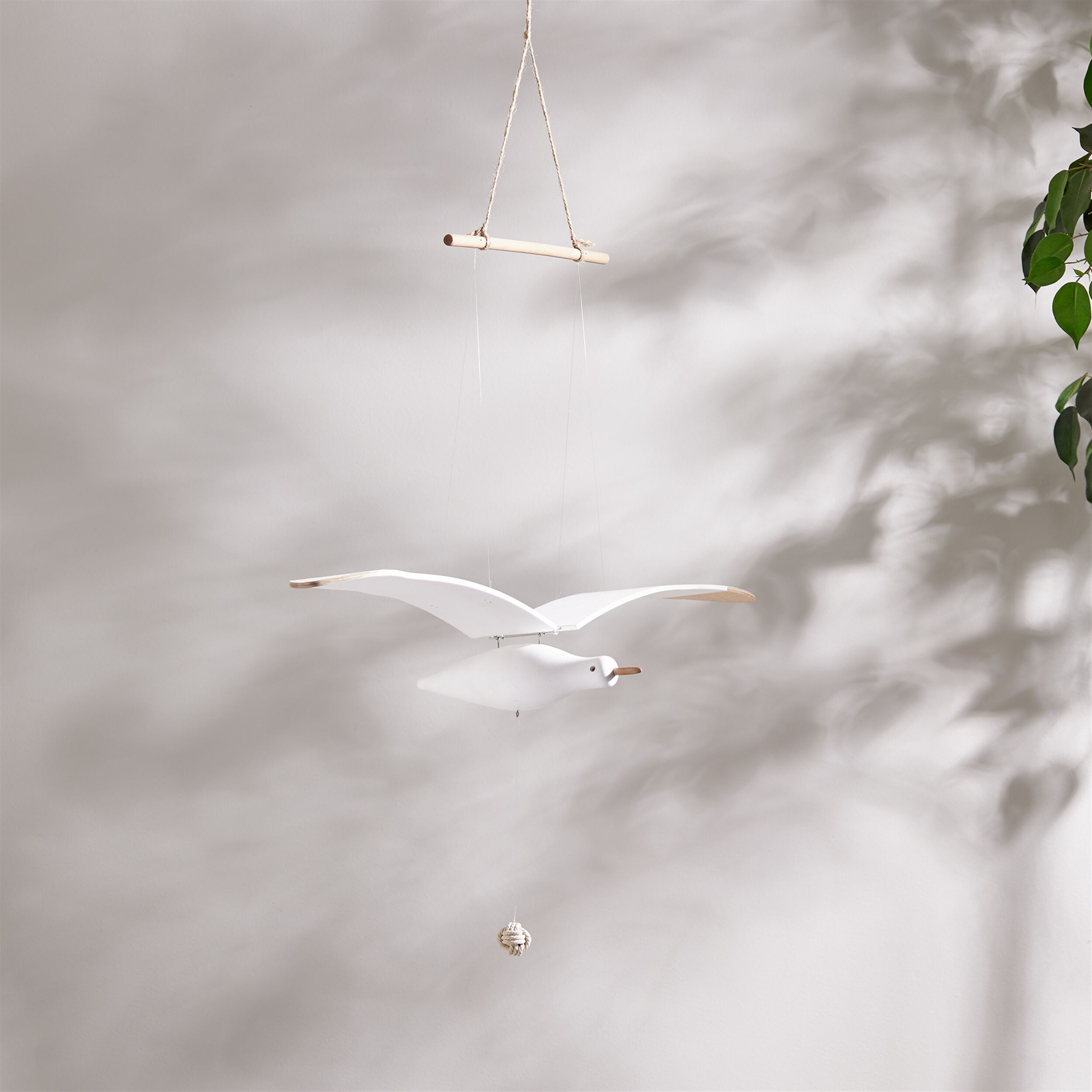 Hanging Wood Sea Bird Decor 37INH, WHITE BEIGE, alternate image number 3