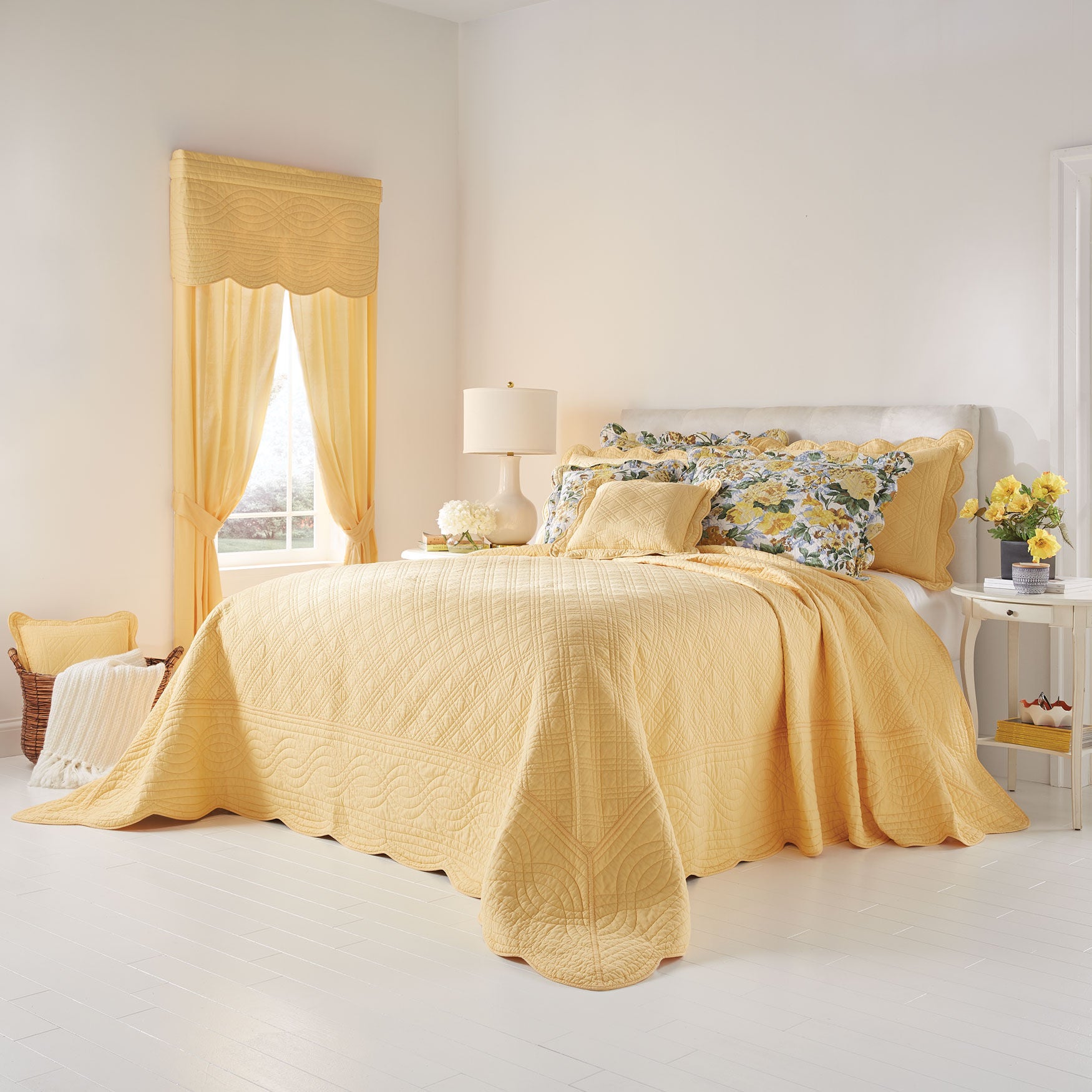 Florence Bedspread Collection, , hi-res image number 0