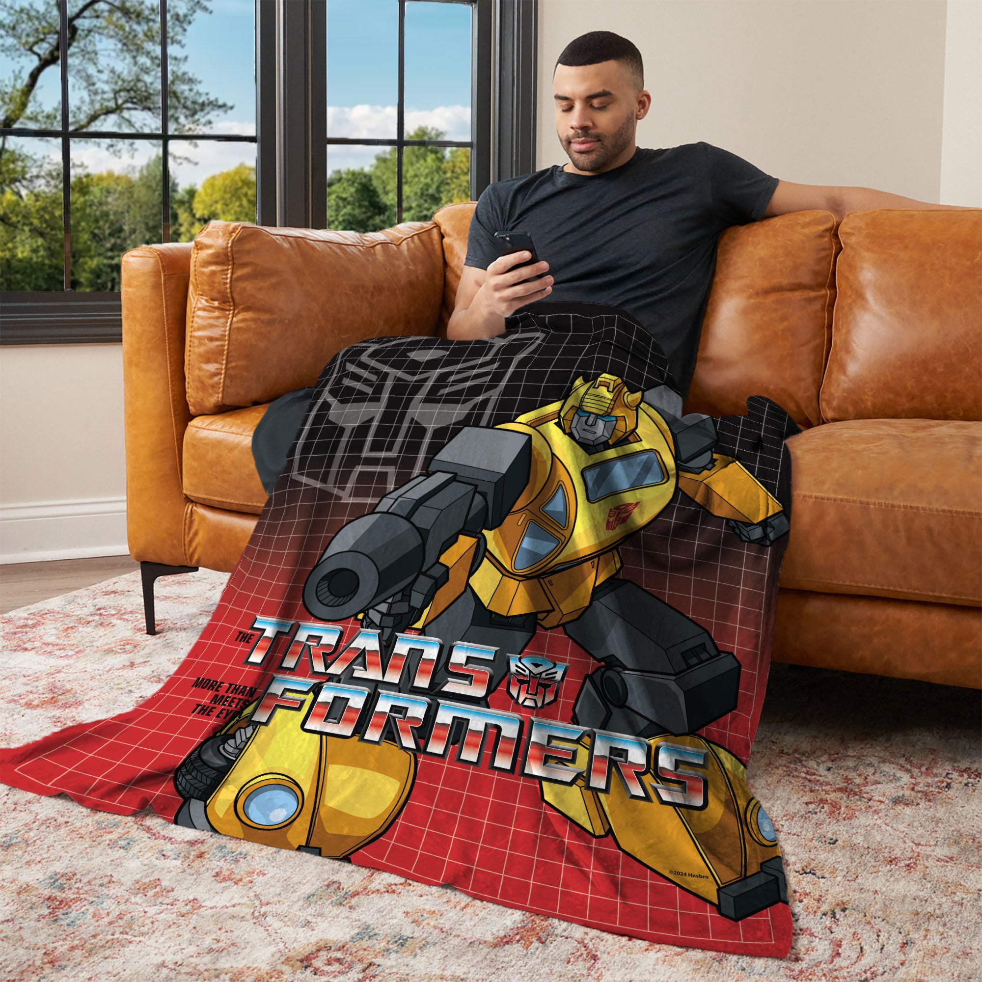Hasbro Transformers G1 Grid Bumblebee Silk Touch Throw Blanket 40X50 Inches, RED, alternate image number 2