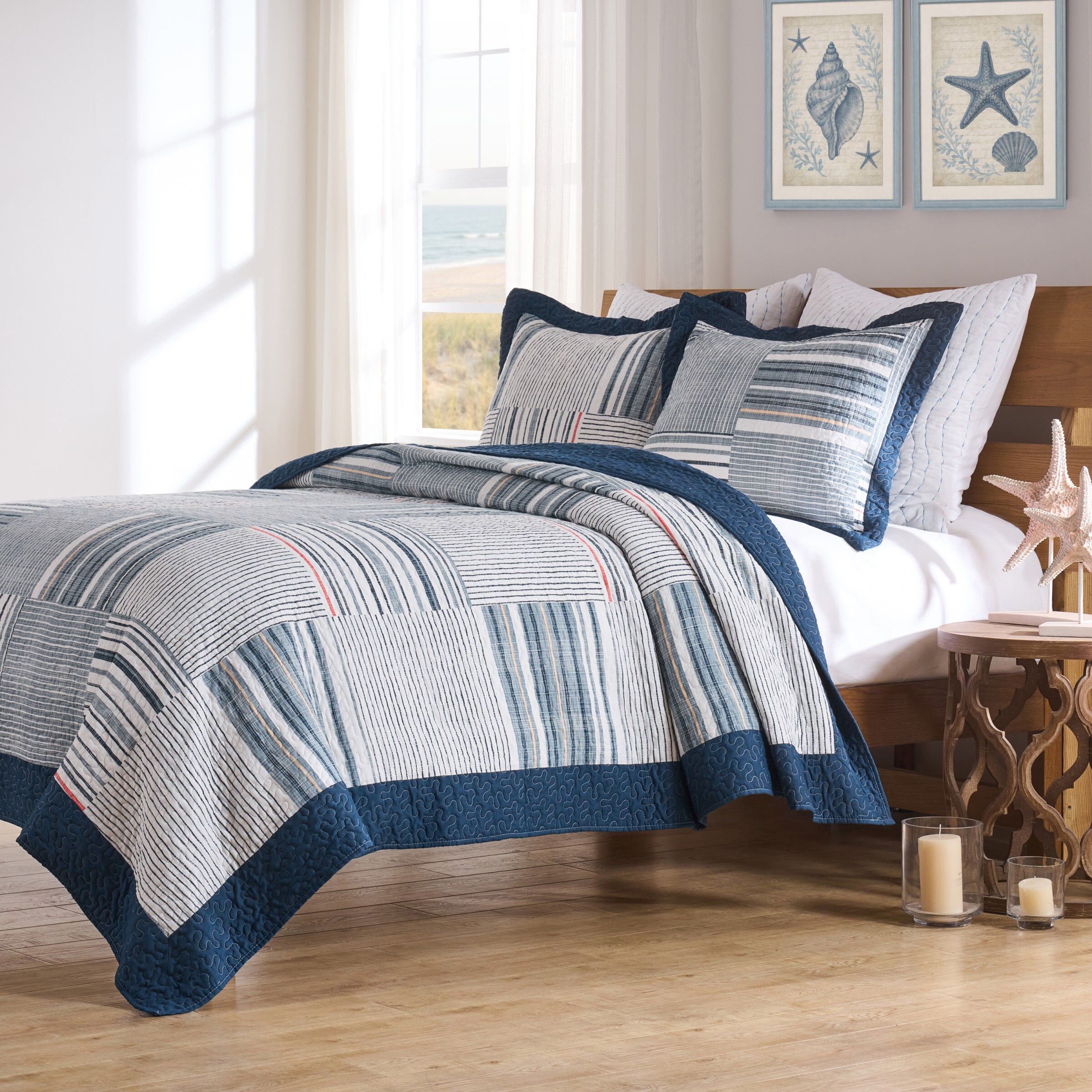 Voyage Nautical Navy Stripes Patchwork Quilt Set, MULTI, alternate image number 1