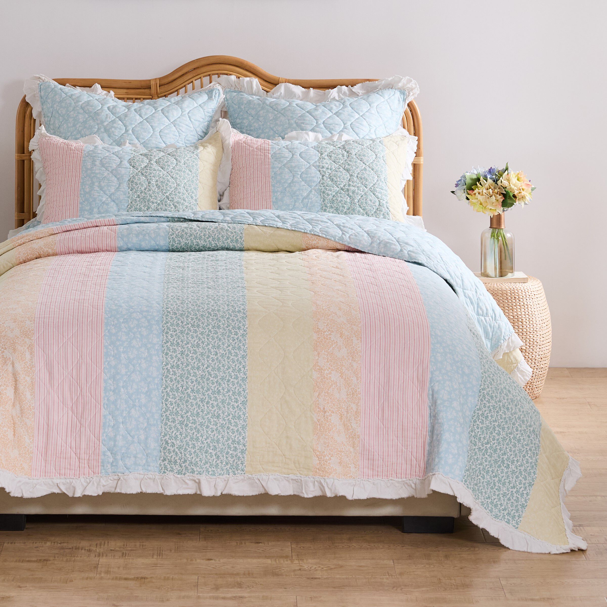 Greenland Home Fashions Tessie Ruffled Shabby Chic Quilt Set, 3-Piece King/Cal King, Pastel, PASTEL, hi-res image number 0