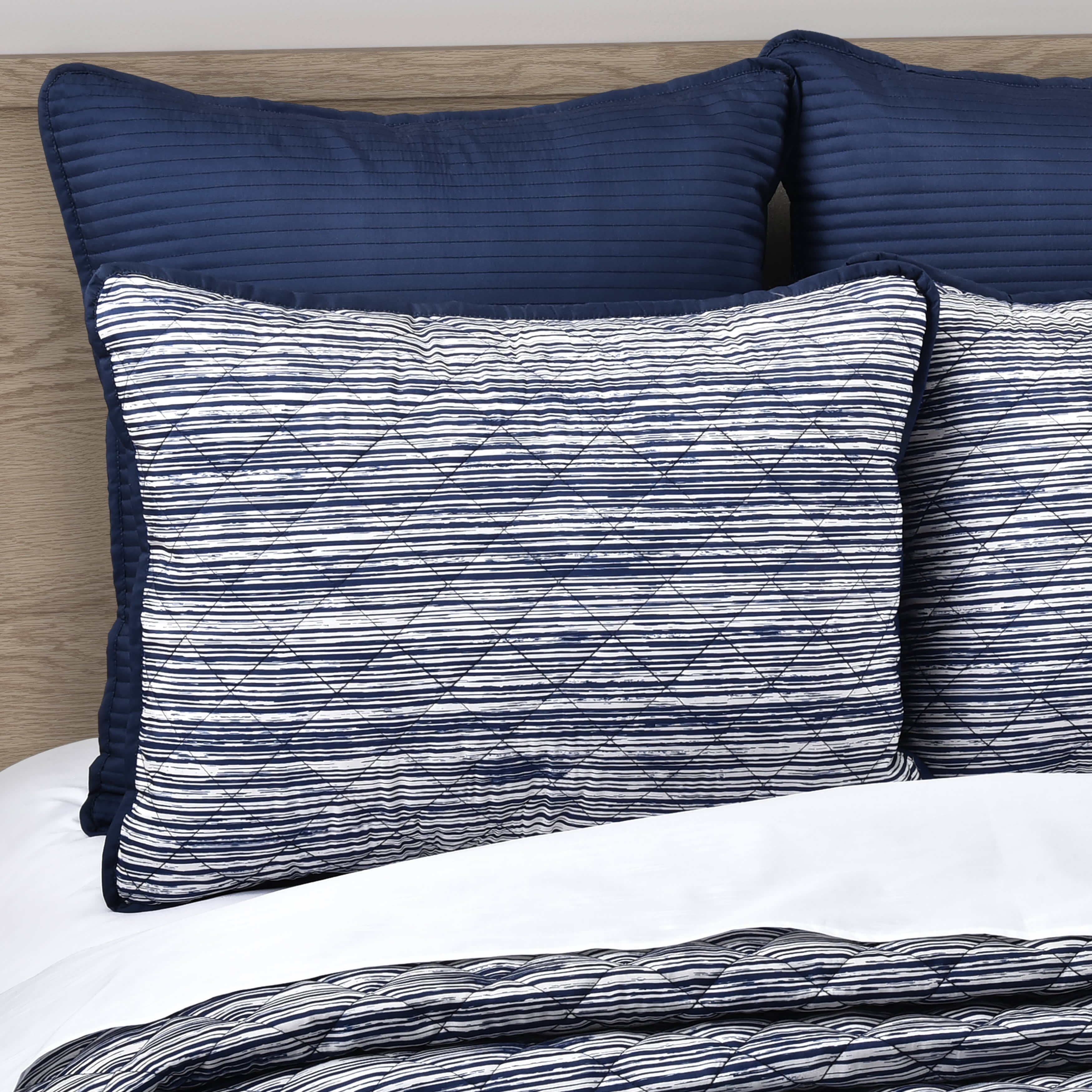 Dalton Black 3 Piece Quilt Set, NAVY, alternate image number 3