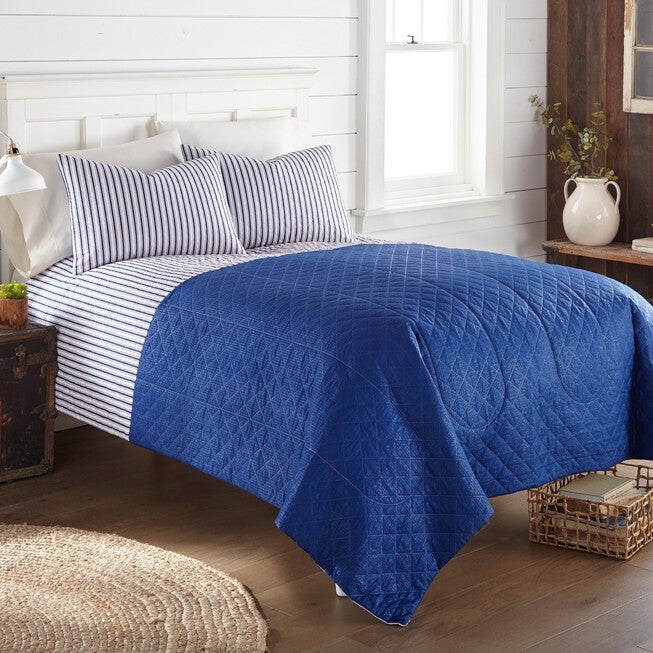 Seersucker Blue/White Stripe Design 6-in-1 Quilt Set, , alternate image number 4