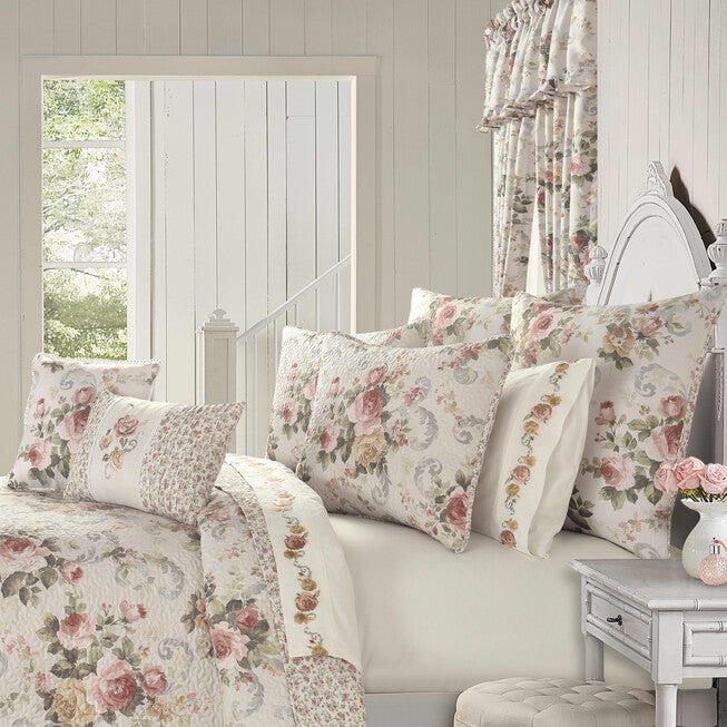 Chablis 3 Piece Quilt Set, ROSE GOLD, alternate image number 1