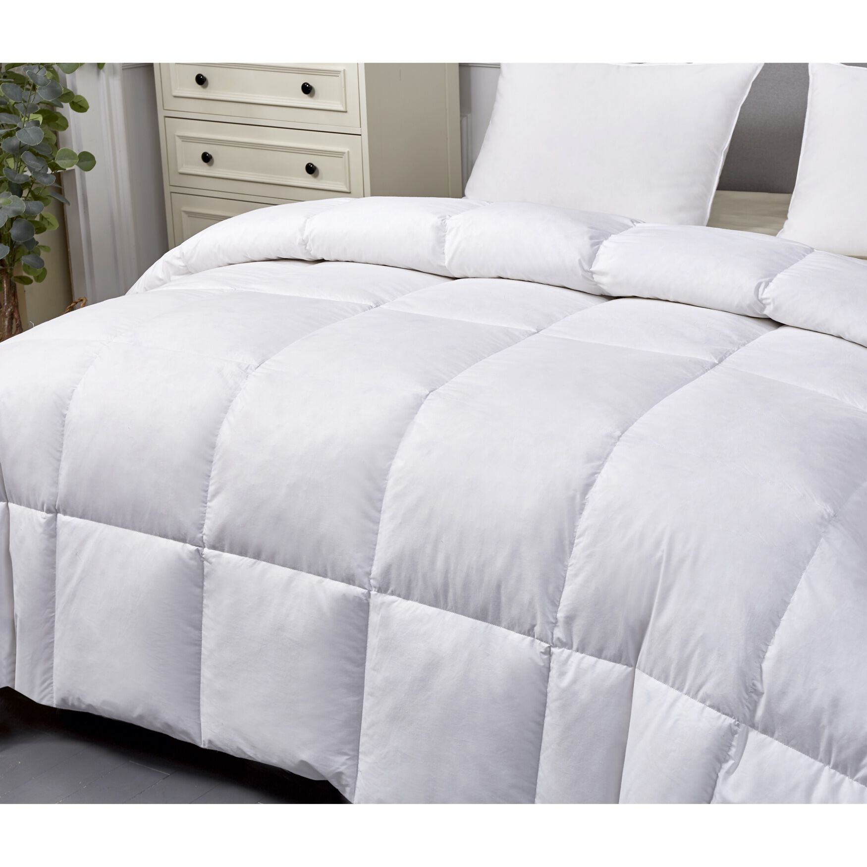 kathy ireland White Goose Feather and Down Comforter, , alternate image number 3