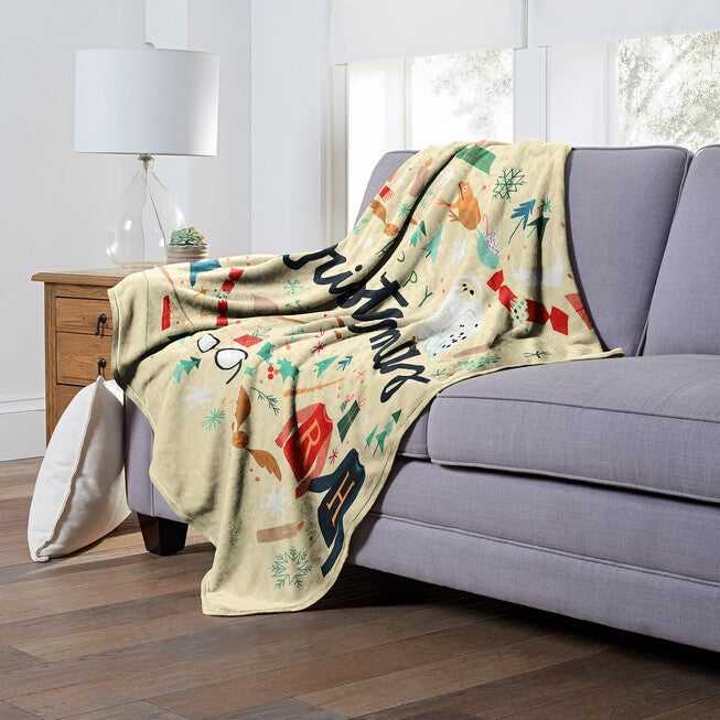Wb Harry Potter Everything Happy This Chirstmas Silk Touch Throw, , alternate image number null