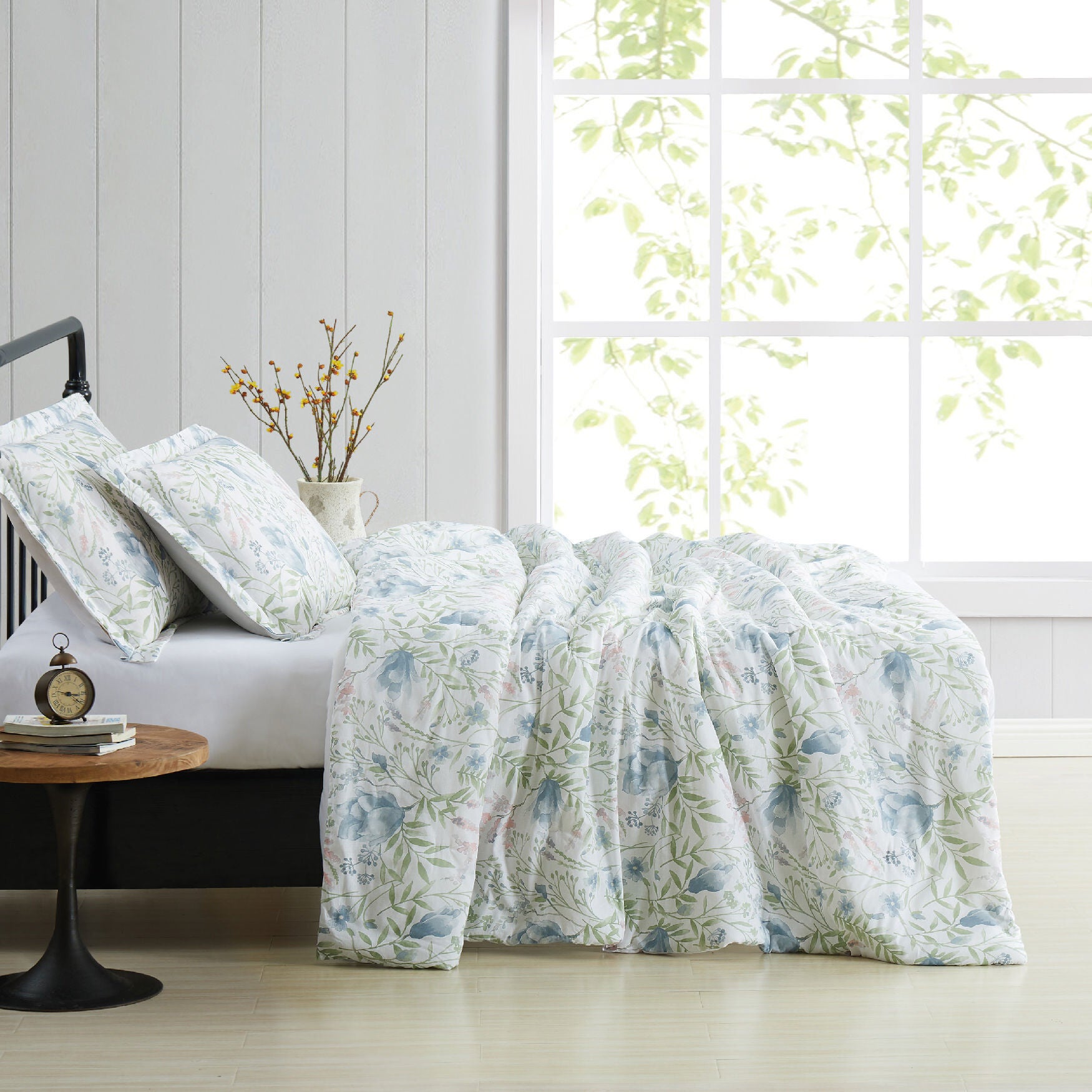 Cottage Classics Field Floral 2-Pc. Comforter Set, , alternate image number 3