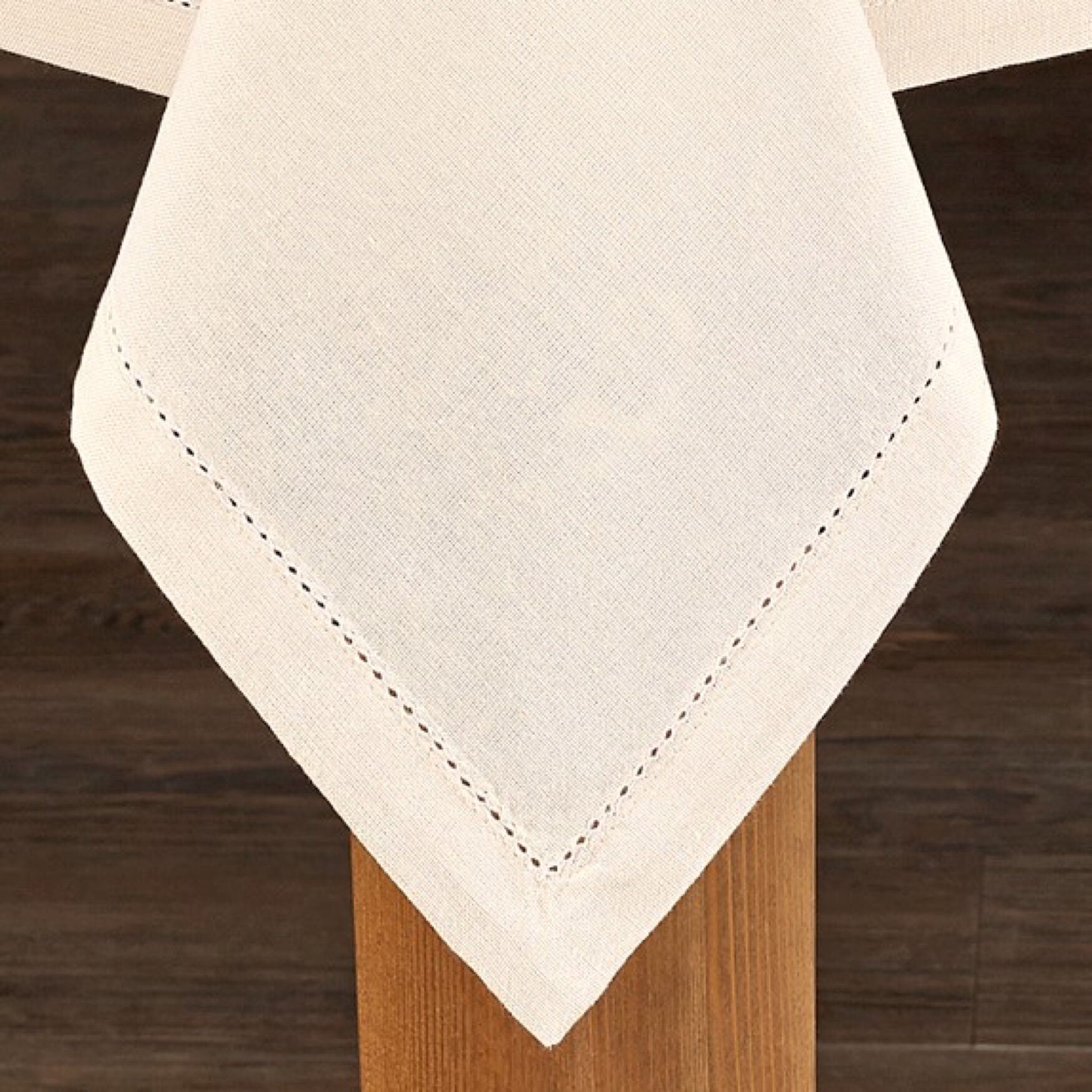 AMETHYST TABLECLOTHS, , alternate image number 2