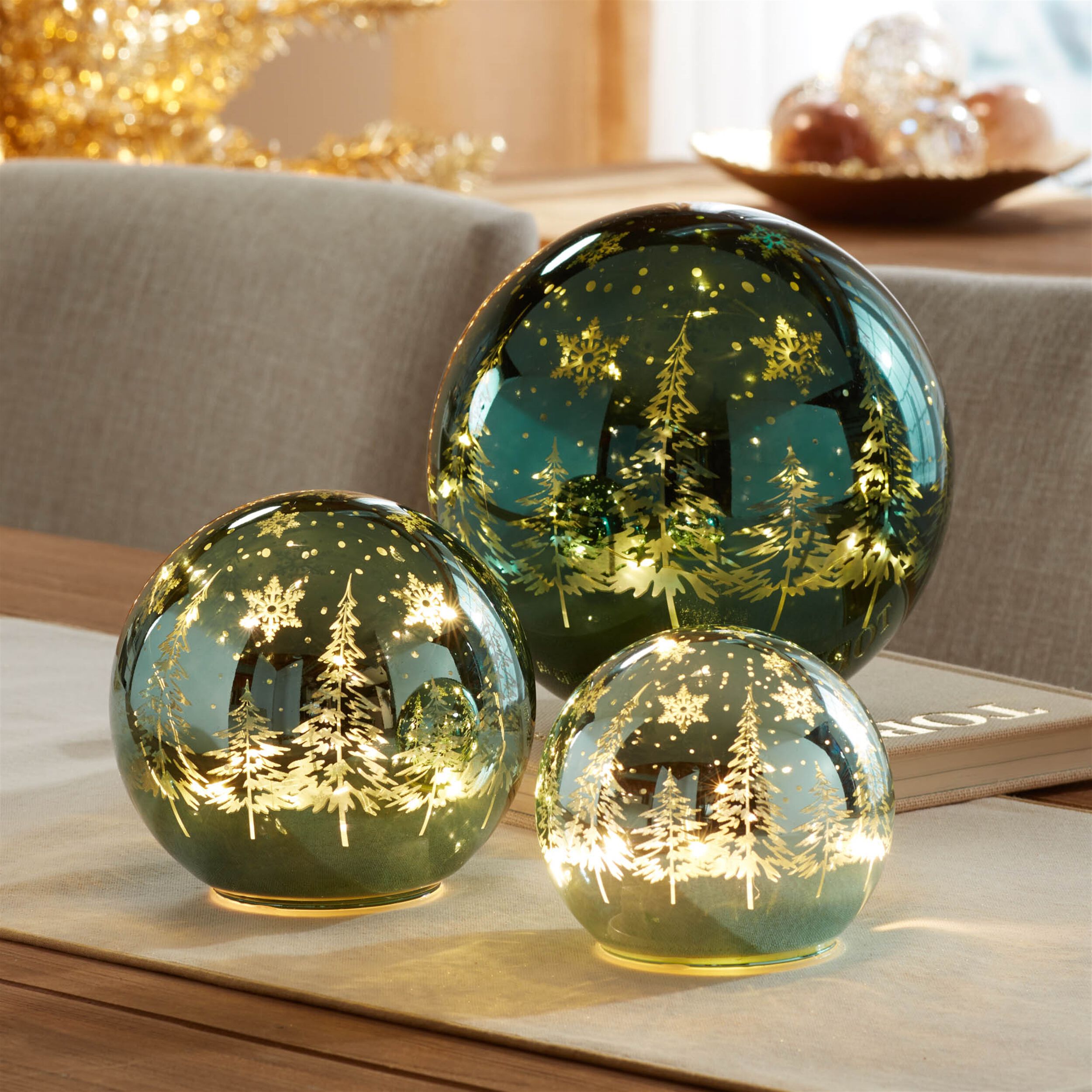 LED Pine Tree Globe (Set of 3), GREEN, alternate image number 1