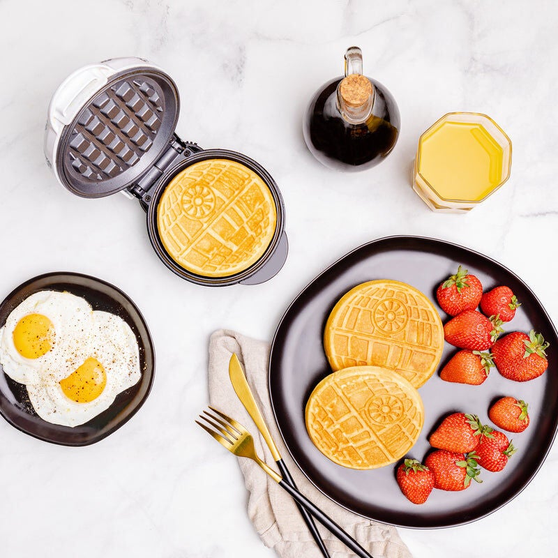 Star Wars Mini Death Star Waffle Maker, WHITE, alternate image number 1