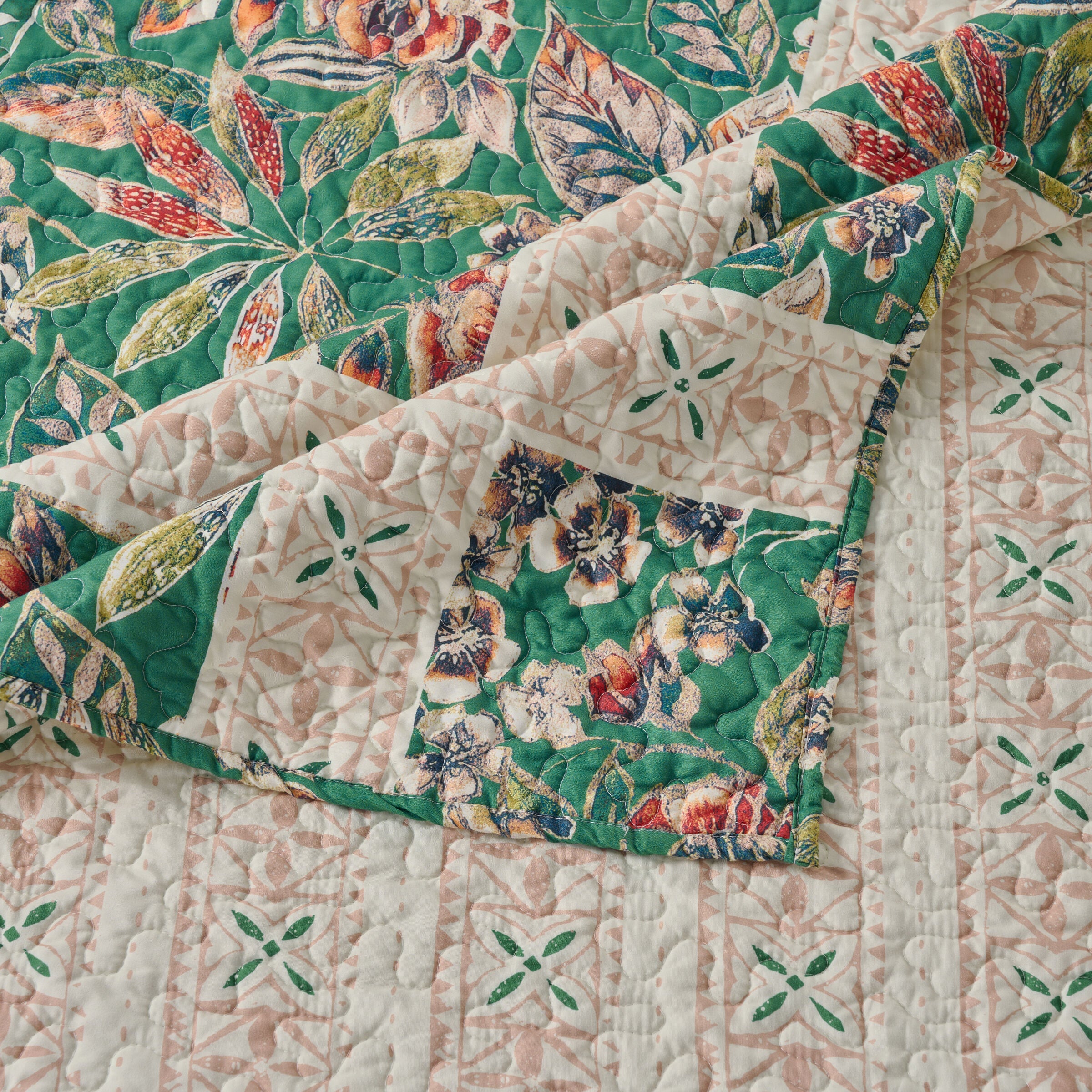 Kaia Tropical Botanical Quilt Set, MULTI, alternate image number 3