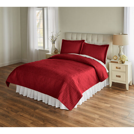 3-PC. Tiffany Pinsonic Quilt Set, MAROON, hi-res image number null