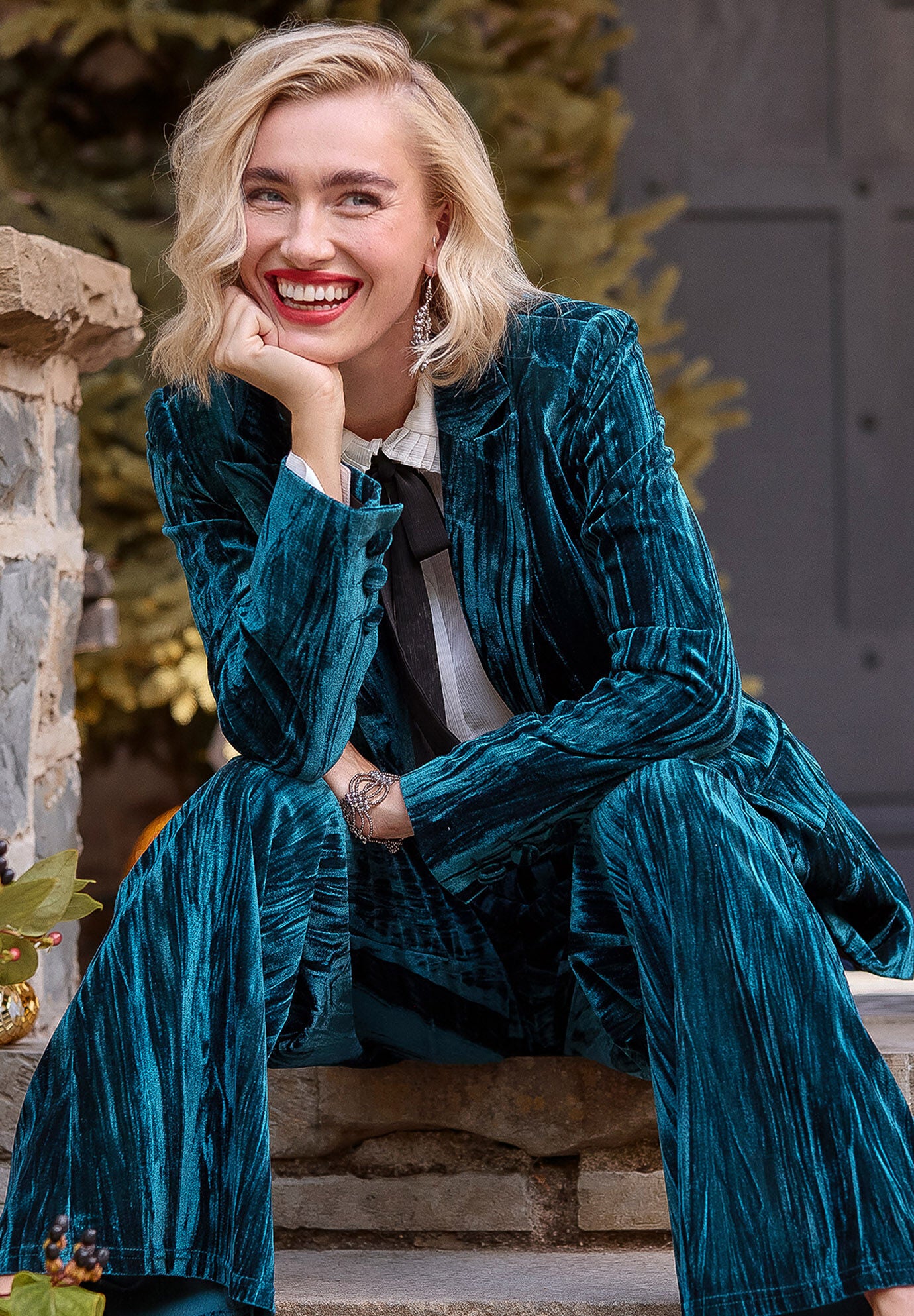 Crinkle Velvet Blazer, TEAL, alternate image number 5