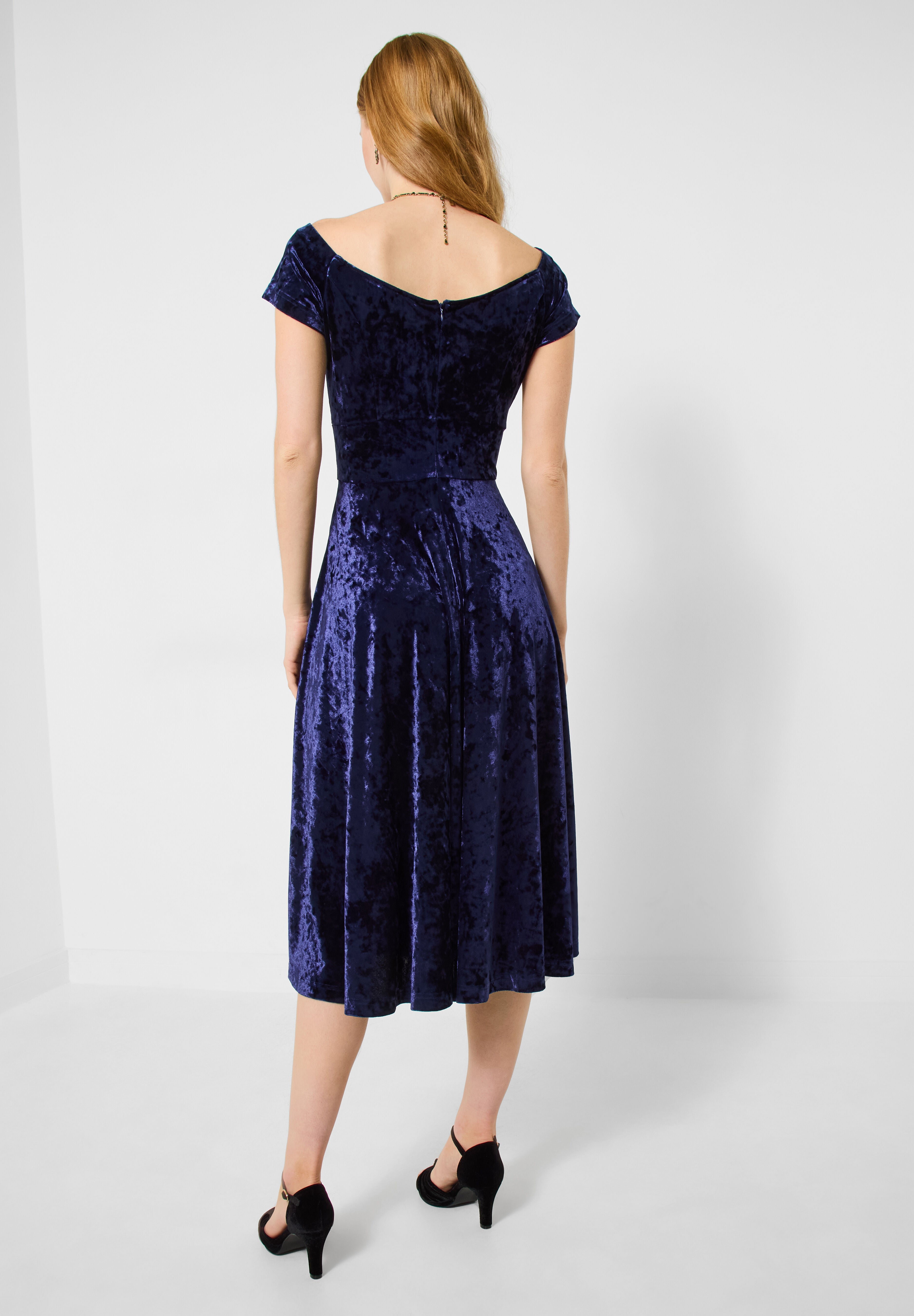 Crushed Velvet Sweetheart Midi Dress, MIDNIGHT BLUE, alternate image number 3