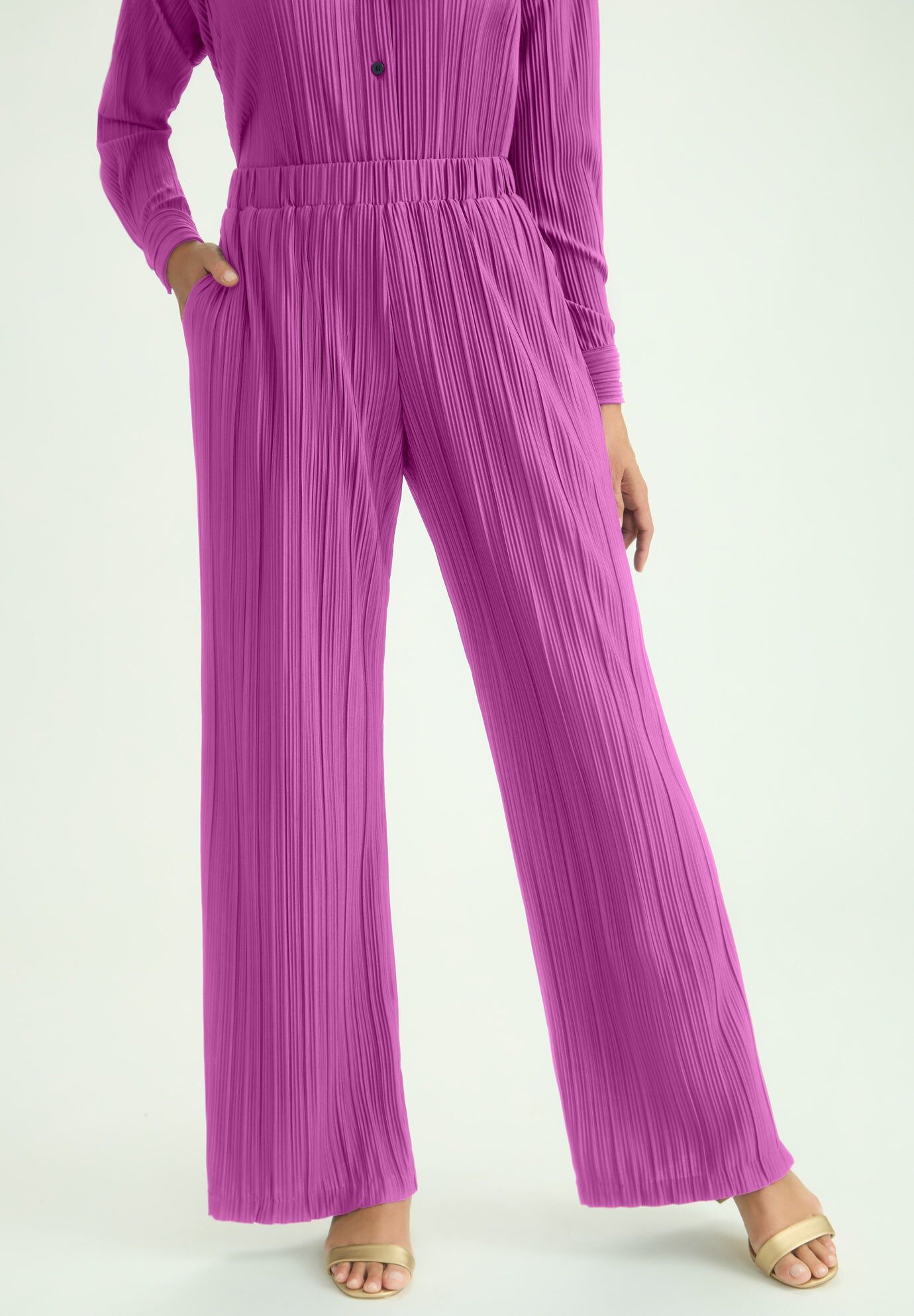 Plisse Wide-Leg Trouser