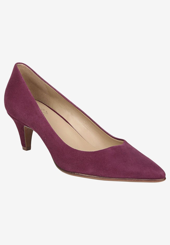 Beverly Pump , BOYSENBERRY, hi-res image number 0