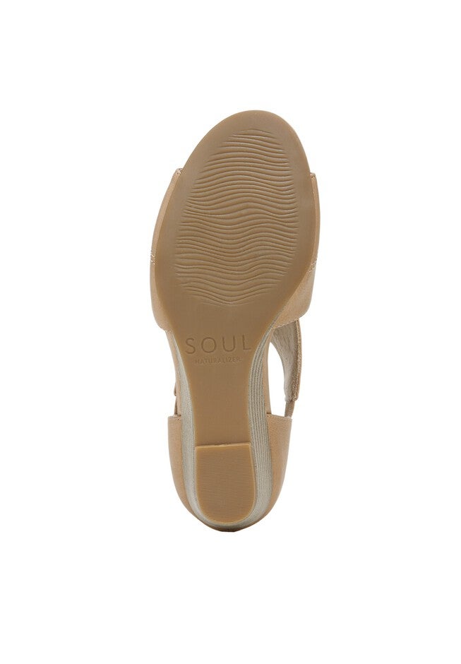 Neena Sandal , , alternate image number null
