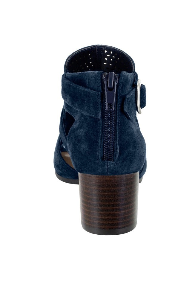 Delaney Sandal , , on-hover image number null