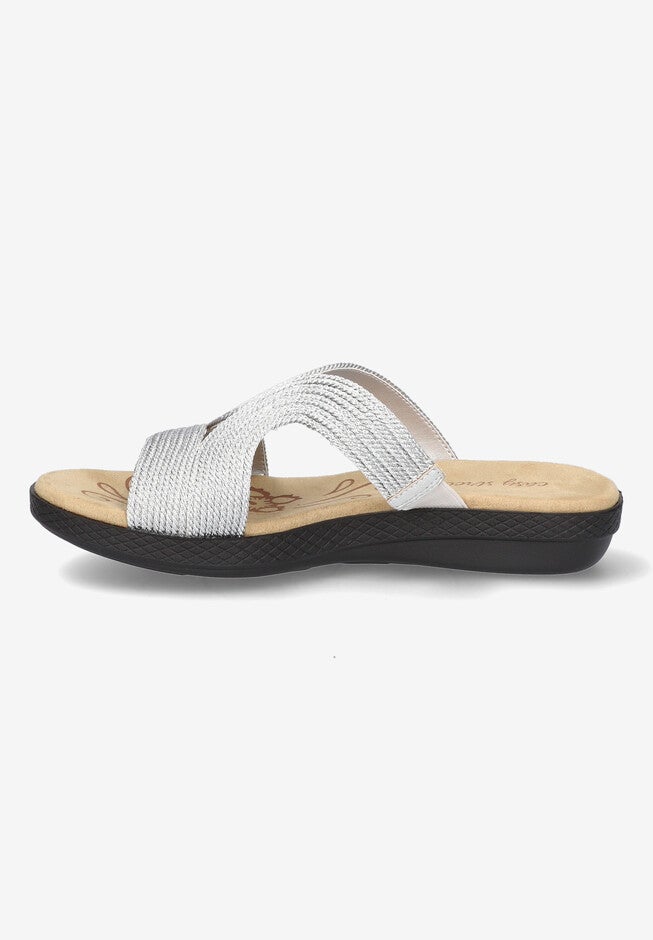 Nia Sandal, , alternate image number null