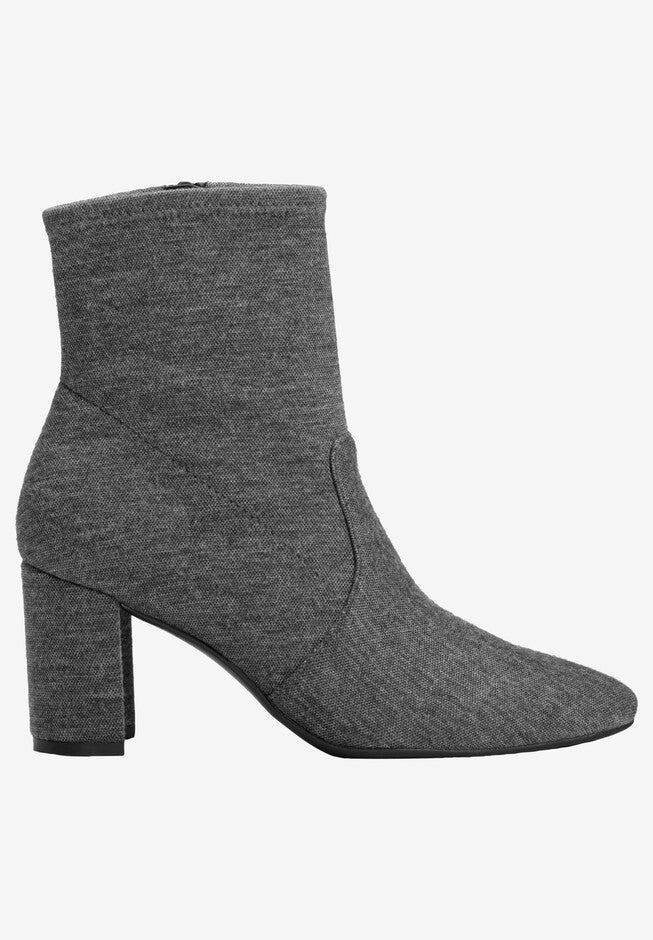 Nikname Bootie , , alternate image number null