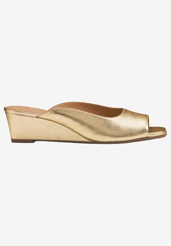 Magnet Wedge by Aerosoles®, , alternate image number null