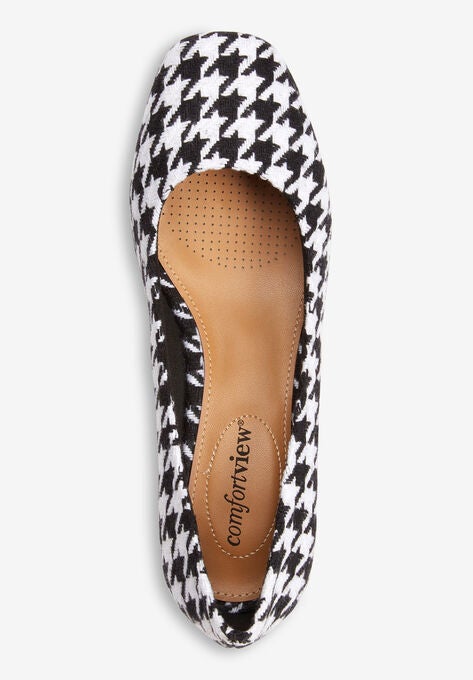 The Marisol Pump , , alternate image number null