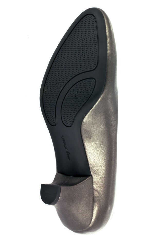 Fabulous Pump by Easy Street®, , alternate image number 2