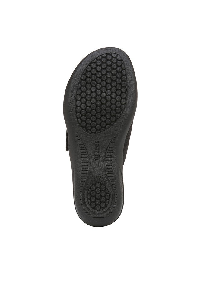 Carefree Slip On Sandal, , alternate image number null