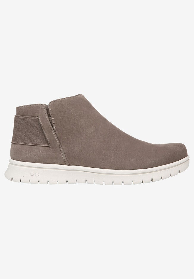 Shea Bootie , , alternate image number null