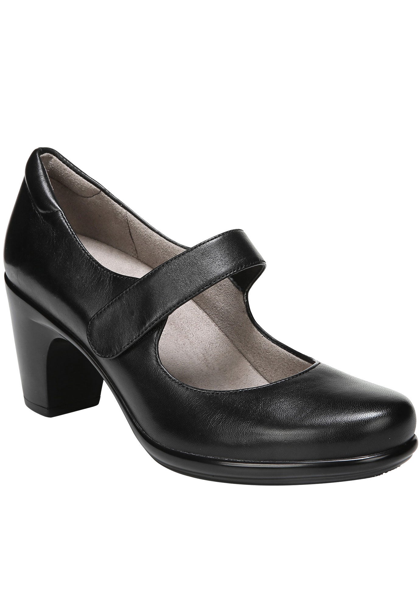 Voyage Pump by Naturalizer Jessica London