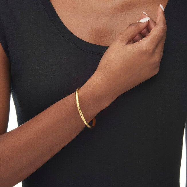 Etched Bangle Bracelet in 18k Yellow Gold Over .925 Sterling Silver 7 inches, GOLD, alternate image number null