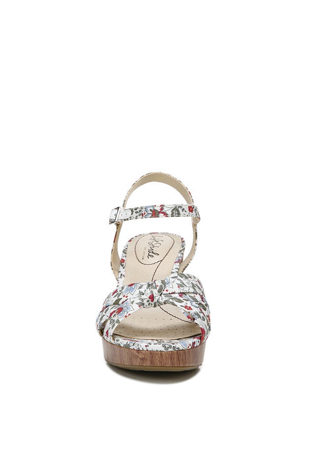 Lucky Sandal, , alternate image number null