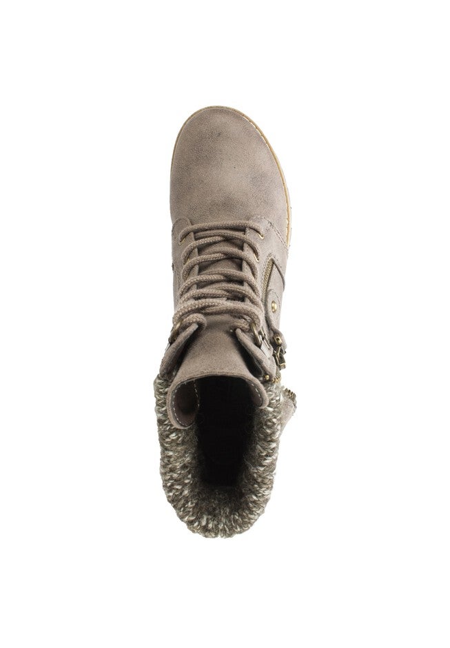 Pembroke Bootie by Cliffs by White Mountain, , alternate image number null