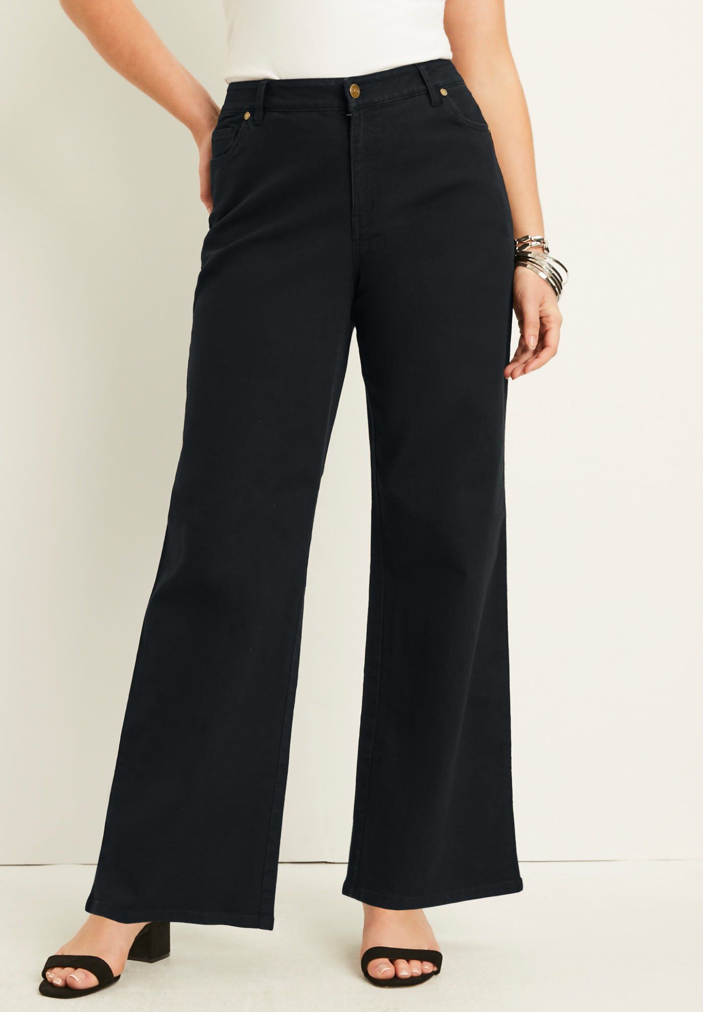 Curvie Fit Wide-Leg Jeans