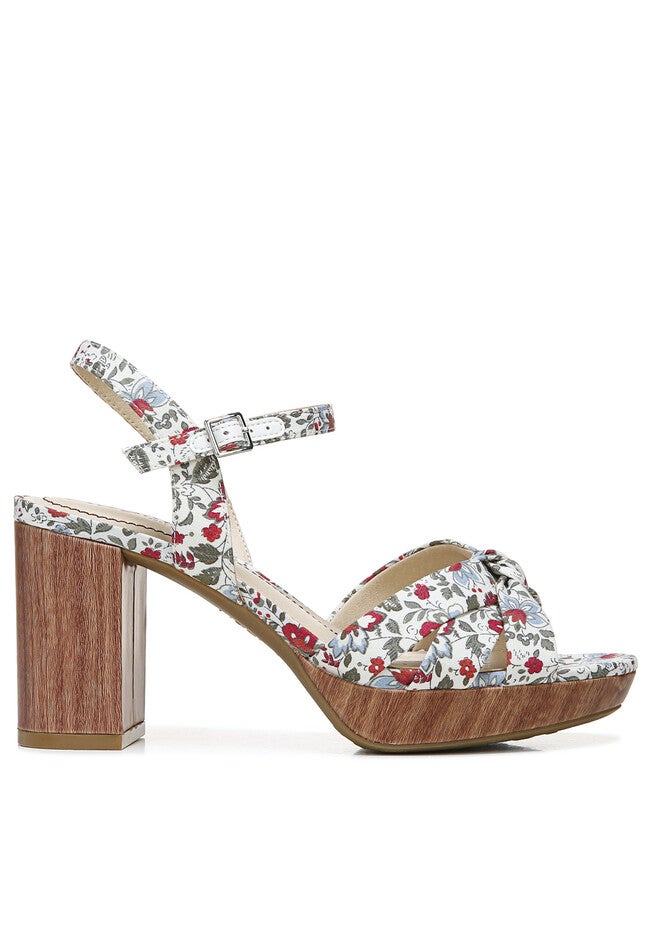 Lucky Sandal, , alternate image number null