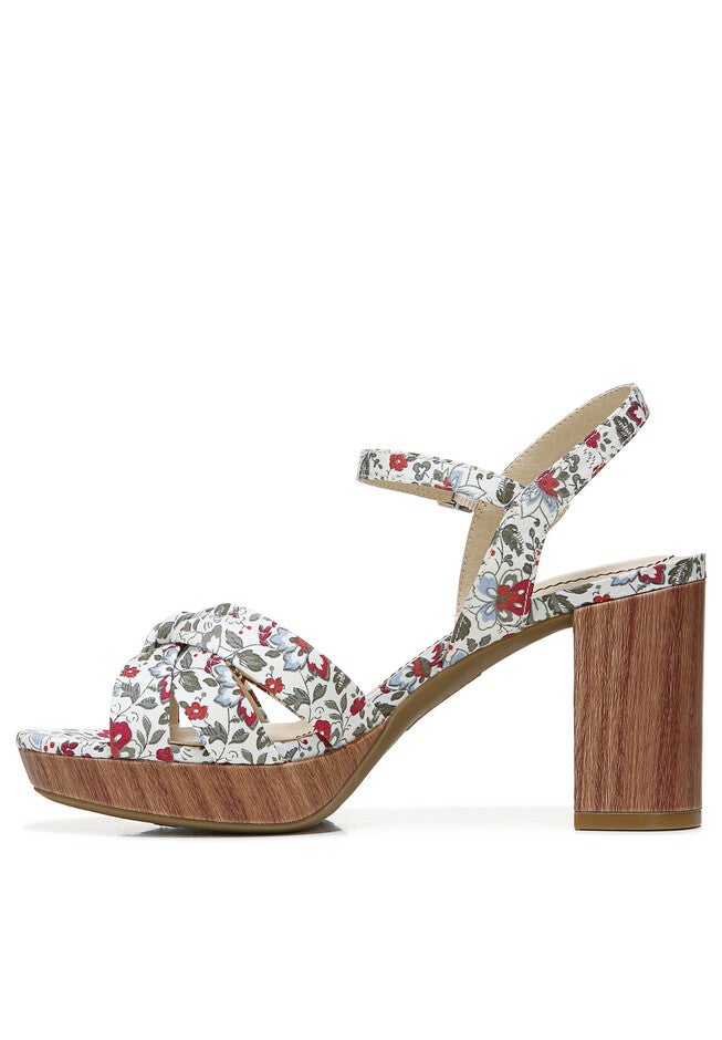 Lucky Sandal, , alternate image number null