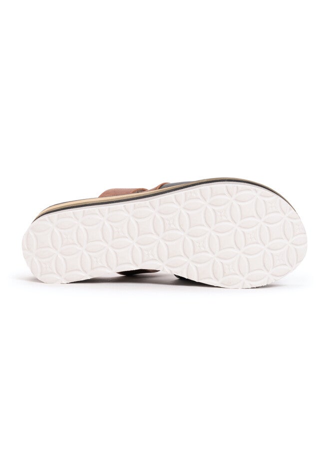 Groove Factor Platform Sandals, , alternate image number null