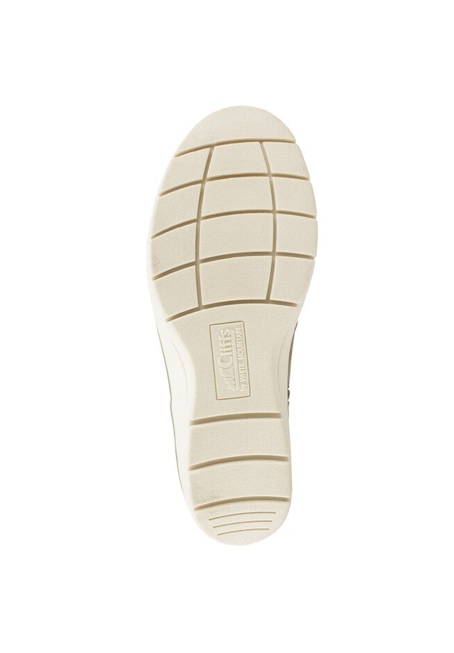 Emory Bootie by Cliffs by White Mountain, , alternate image number null