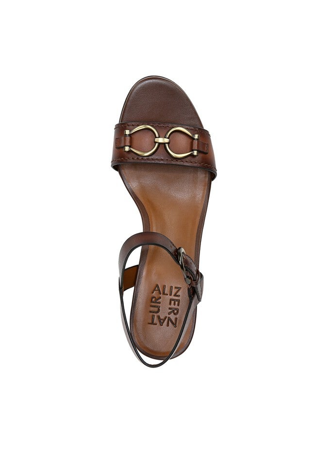 Sonia Wedge , , alternate image number null