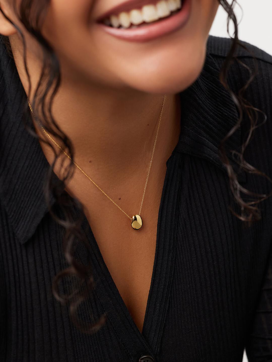 Pebble Mini Pendant Necklace, GOLD, alternate image number 3