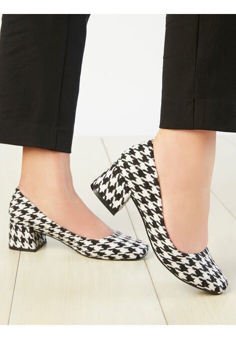 The Marisol Pump , , alternate image number null